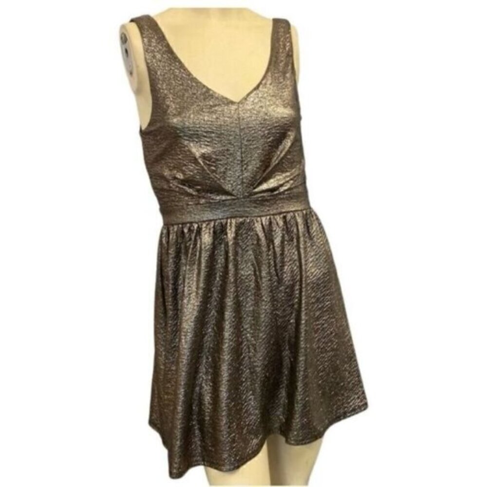 ONE CLOTHING | metallic v neck cocktail dress S
